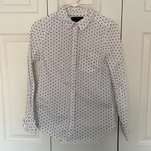 Banana Republic button down shirt. Size XS. White with black polka dots.